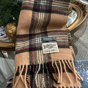 Vintage Tartan/ Plaid Wool Scarf
The Brackendale